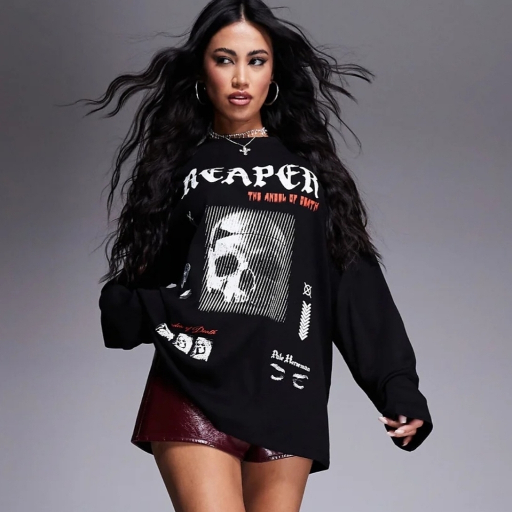 ASOS Oversized Graphic Tee Size S/M